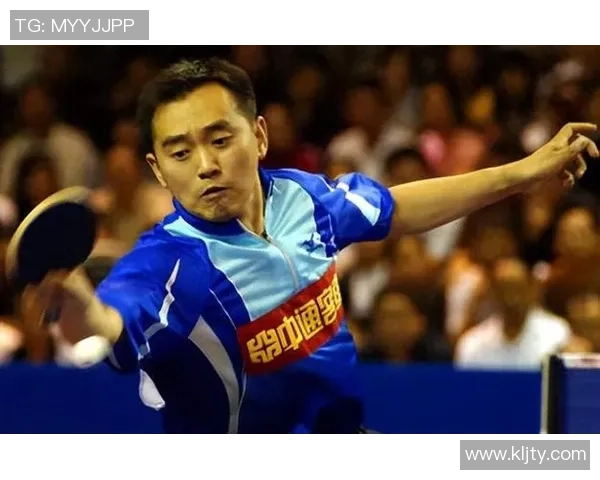 中国老牌足球球星回顾：那些曾为国争光的足坛传奇人物