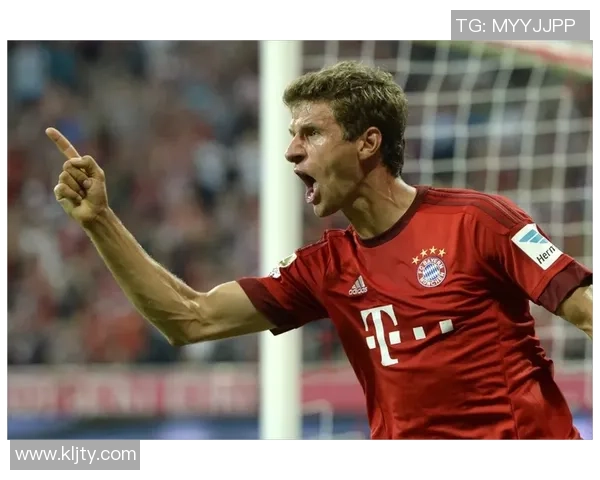 《绿茵传奇：足球巨星的荣耀与奋斗人生》